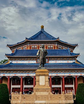 半两财经丨国家统计局：全国居民人均可支配收入43377元，比上年增长5.0百分号_0228151252 新闻