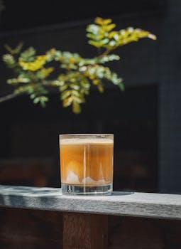  地缘风险升温下；汇市交易员悄然布局，期权市场结构出现明显分化。 股票财经