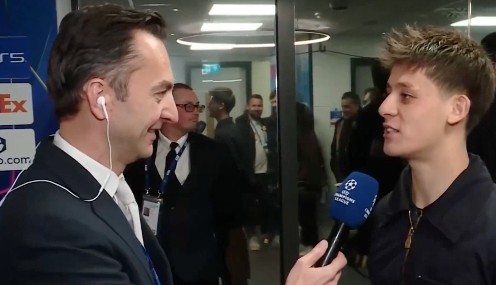  居莱尔赛后谈欧冠关键战；教练战术要求明确，他自信回应出色完成。 体育新闻