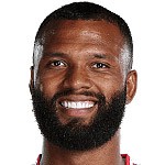  从艰辛童年到国家荣耀；蒂亚戈母亲泪洒当场，跪地庆祝。 体育新闻