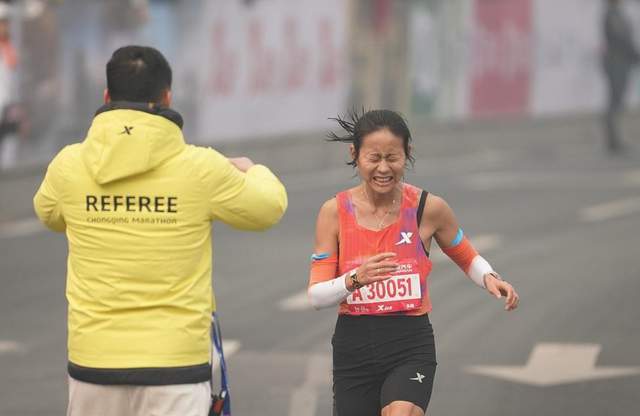  从报名时间线到流量博弈：朱卿追击张水华事件的深层逻辑 体育新闻