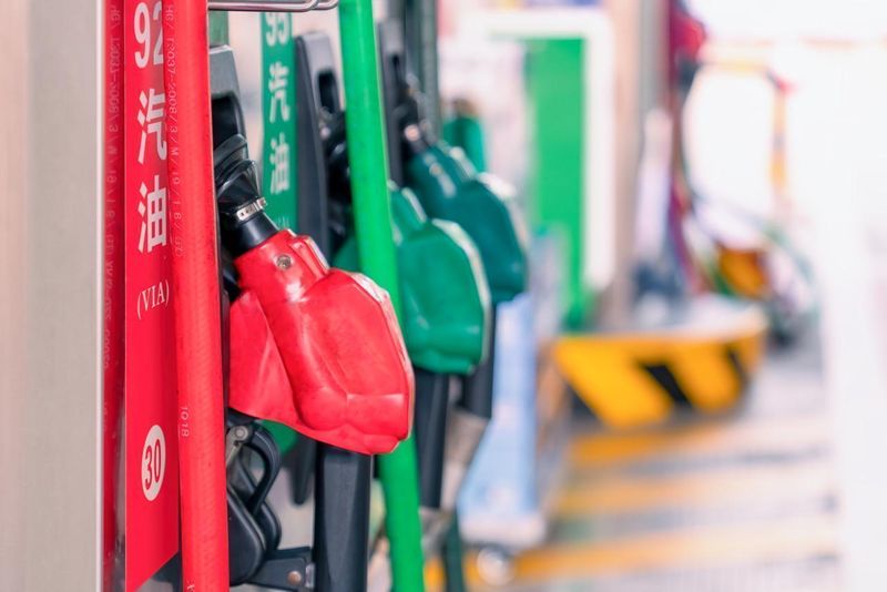  油价传导链路全拆解：从加油站到货架，价格机制如何重塑消费格局 股票财经