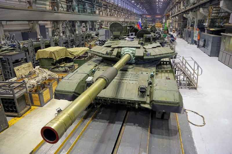  T-72库存枯竭深度复盘：从T-72B耗尽到T-72A重启的技术逻辑全解析 新闻