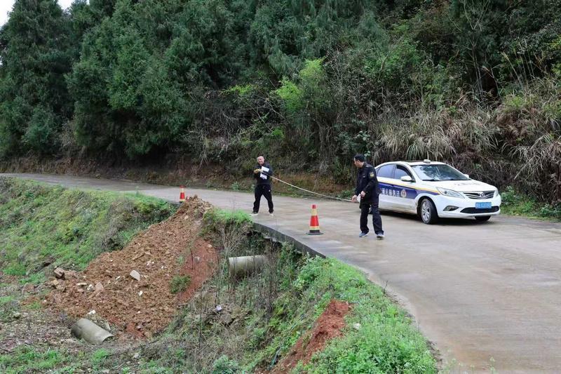  施秉县交通运输局：以系统化排查机制筑牢汛期道路安全防线 新闻